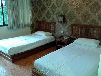 Hillside Country Home Golf & Resort Kabin Buri Buitenkant foto