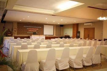 Hillside Country Home Golf & Resort Kabin Buri Buitenkant foto